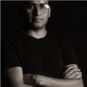 Comunicador Audiovisual con experiencia en fotografía, producción audiovisual y gestión de eventos culturales.